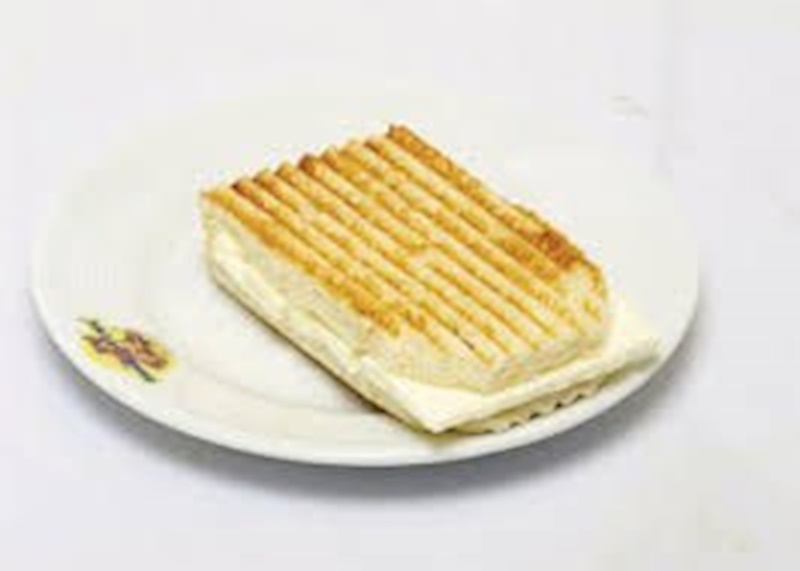 Beyaz peynirli tost 1